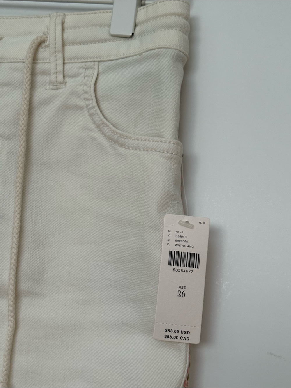 Anthropologie Women’s Cream High-Rise Denim Shorts with Side Trim - Picture 6 of 6